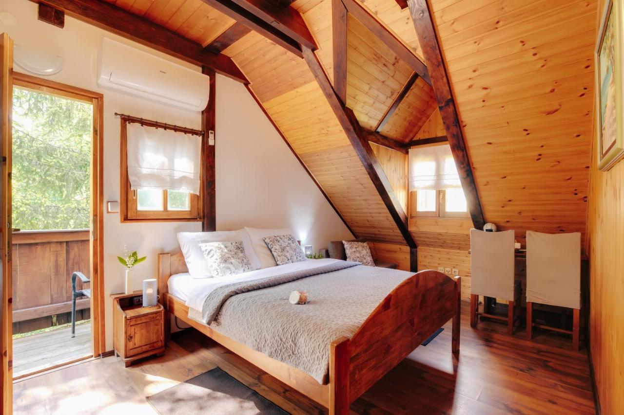 Guesthouse Pod Rastockim Krovom Slunj Ngoại thất bức ảnh