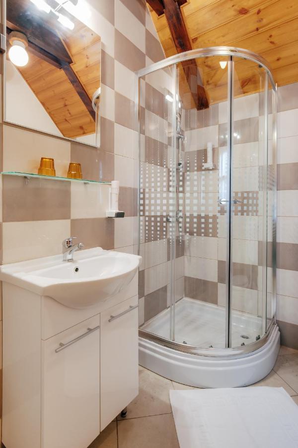Guesthouse Pod Rastockim Krovom Slunj Ngoại thất bức ảnh